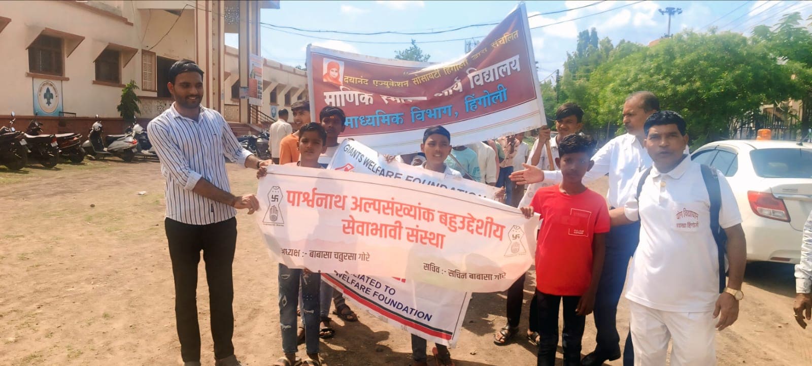 7. पार्श्वनाथ अल्पसंख्यांक बहुउद्देशीय सेवाभावी संस्था यांच्या पुढाकाराने योग दिन जनजागृती रॅली संपन्न